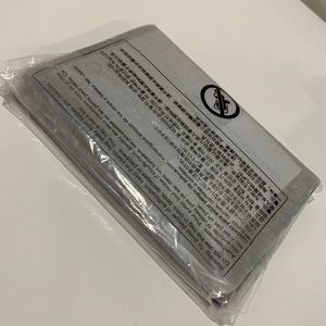 Michael kors passport holder